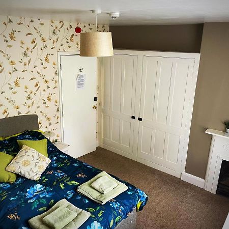 The Dartmoor Bnb Йелвертон Экстерьер фото